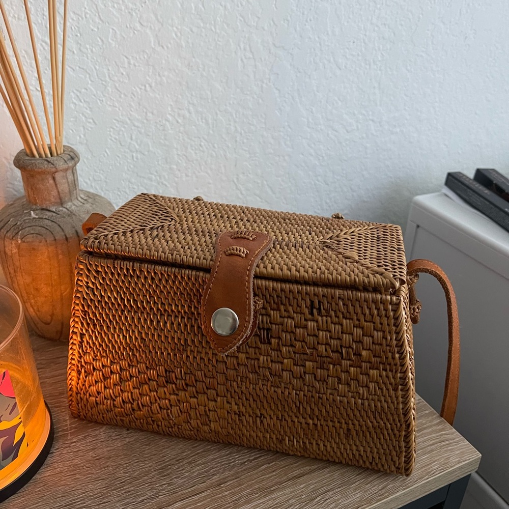 Crossbody vacation purse